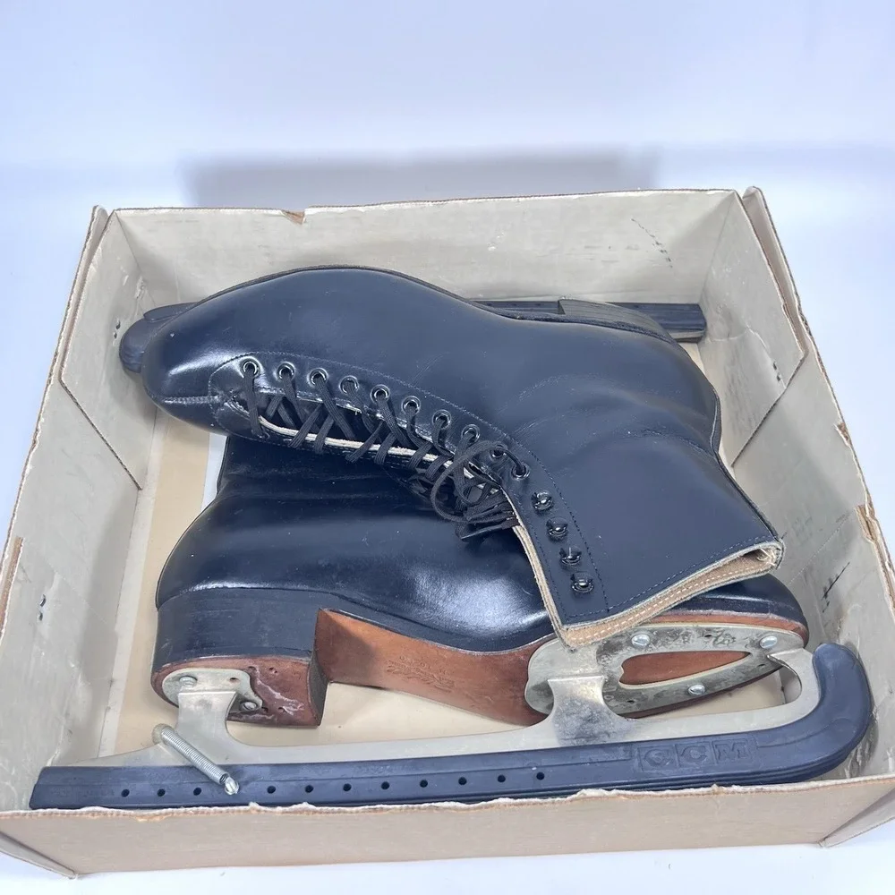 Vintage Riedell Red Wing Black Leather Ice Skates Sz 10.5 S Sheffield 220 Blades